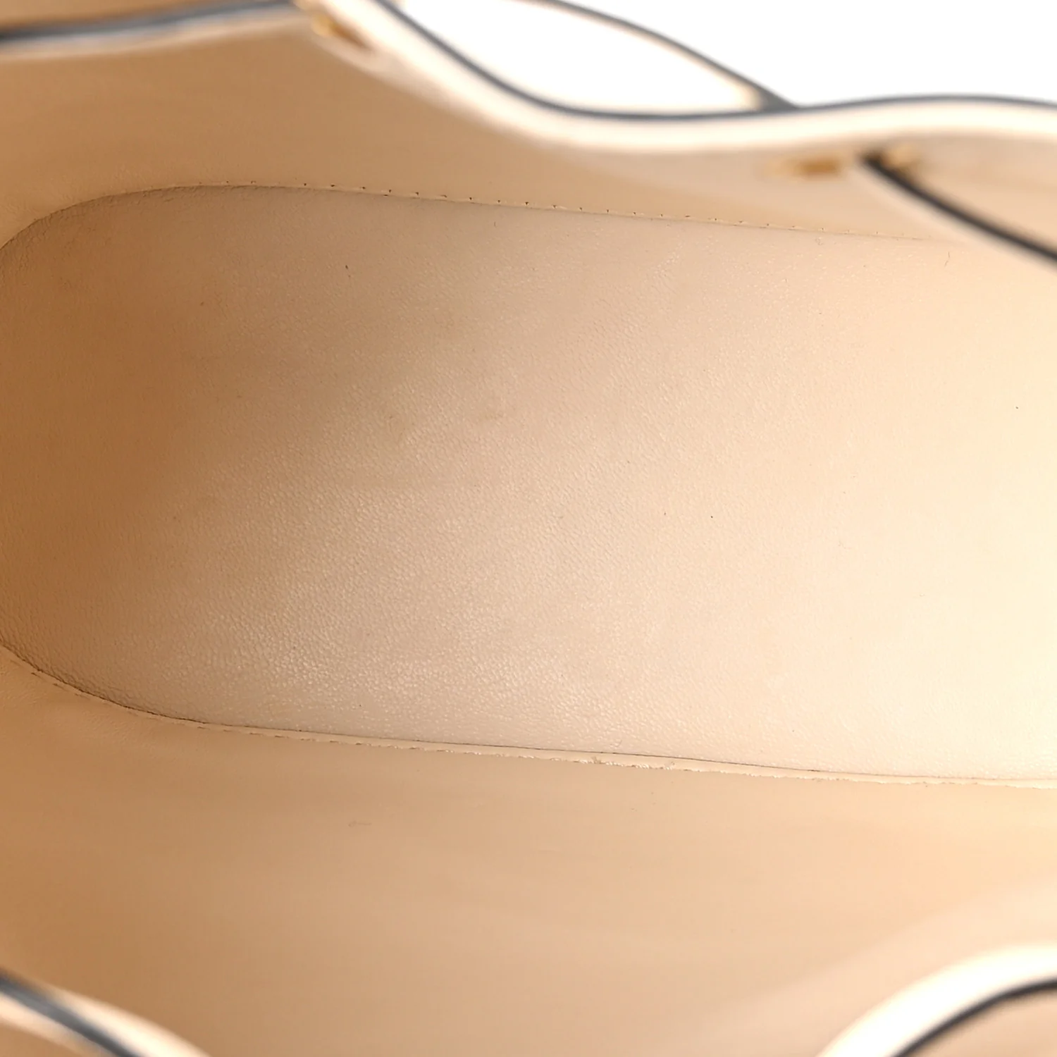 Nappa Mini VLogo Signature Chain Bucket Bag Light Ivory - Image 5