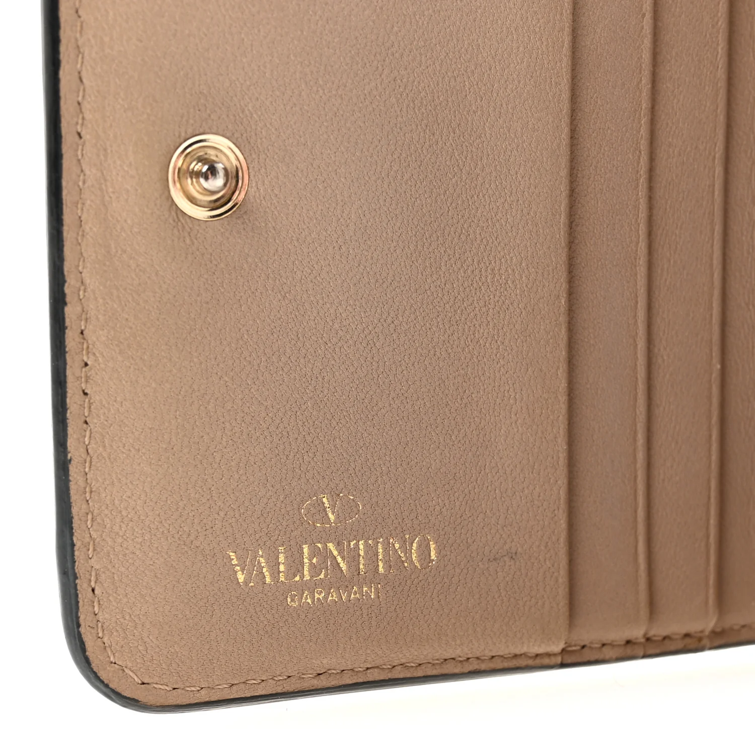 Nappa Rockstud Spike Compact Zip Around Wallet Poudre - Image 6