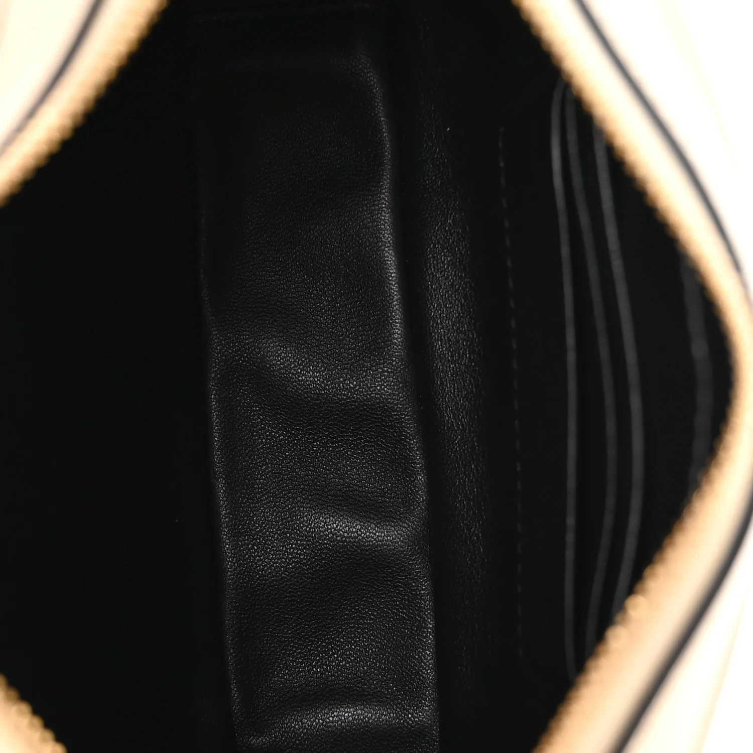 Nappa Viva Superstar Crossbody Bag Butter Black - Image 5