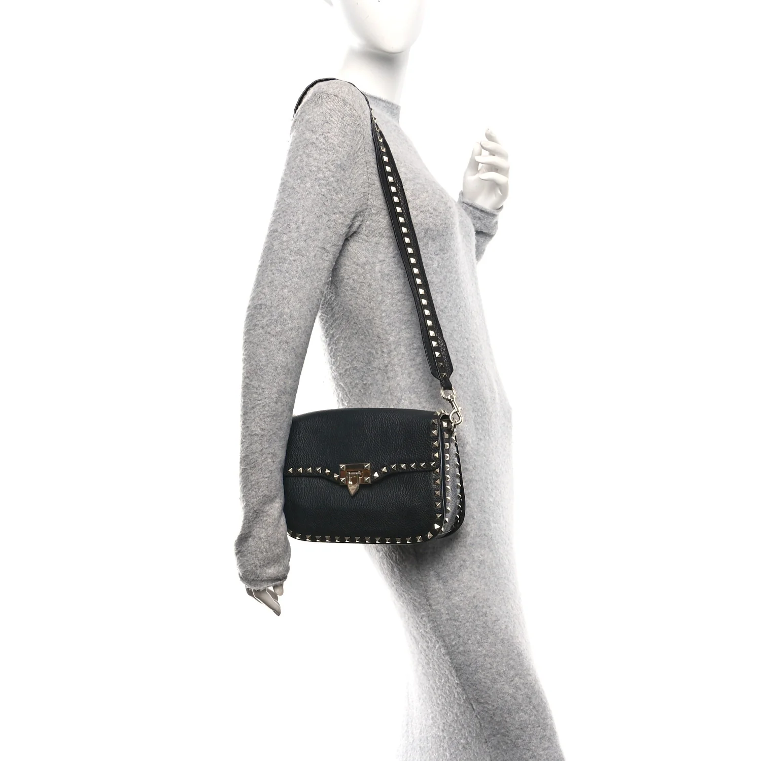 Pebbled Calfskin Medium Rockstud Flap Saddle Bag Black - Image 2