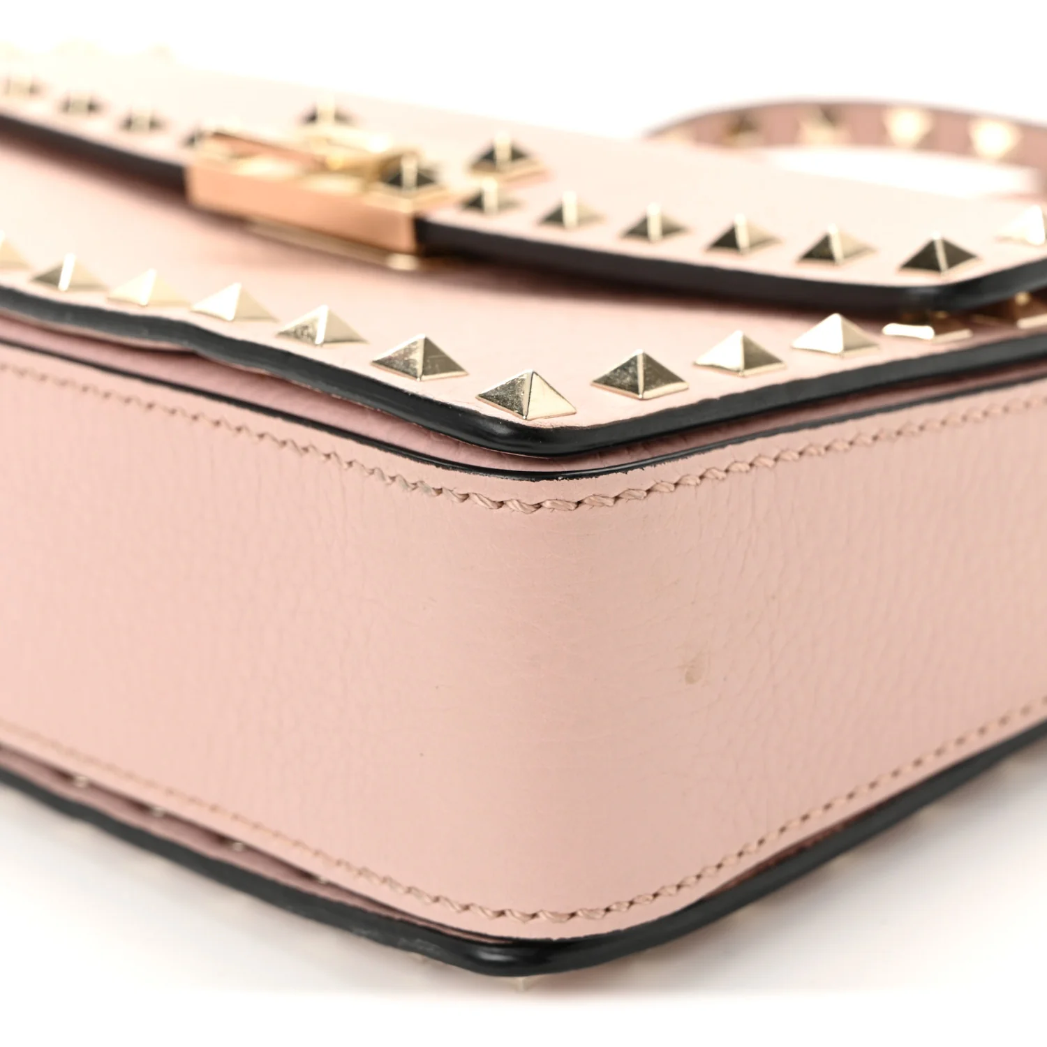 Pebbled Calfskin Rockstud Flip Lock Chain Crossbody Bag Poudre - Image 9