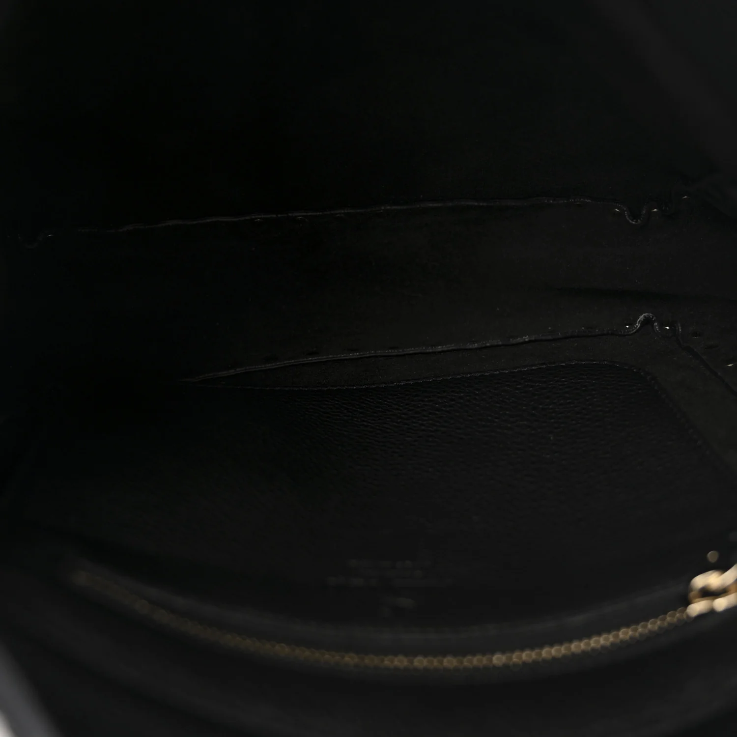Pebbled Calfskin Small Rockstud Flip-Lock Messenger Bag Black - Image 5