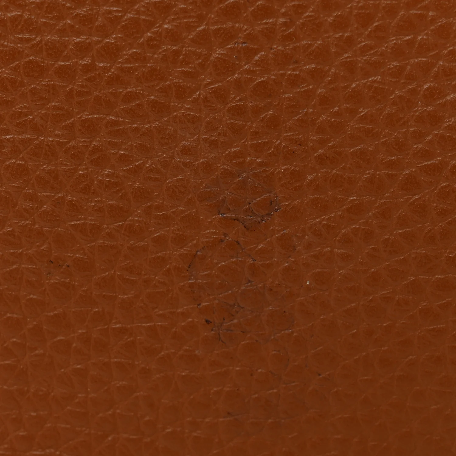 Raffia Grained Calfskin Small Rockstud Vlogo Tote Naturale - Image 13