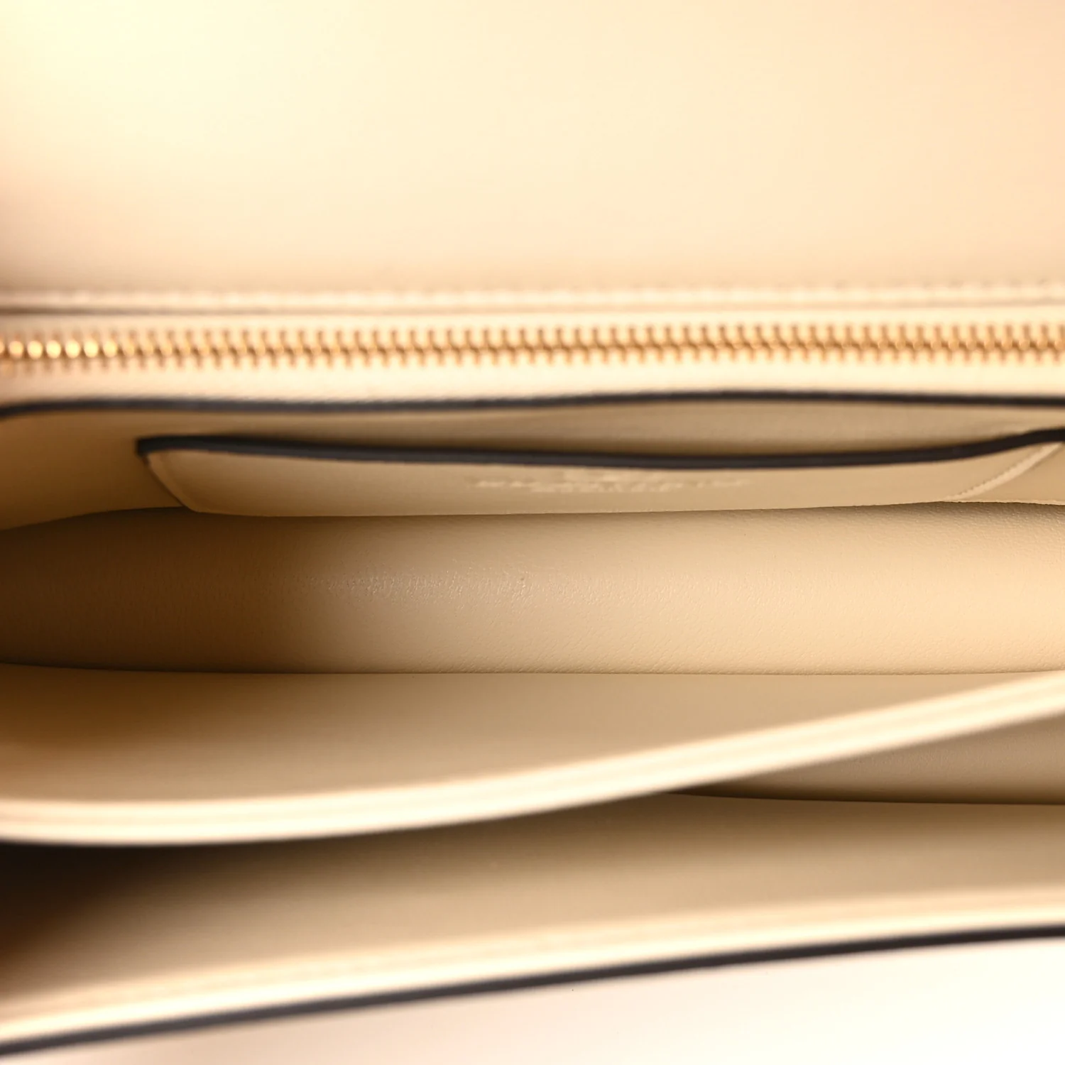 Shiny Calfskin Vain Shoulder Bag Butter - Image 5