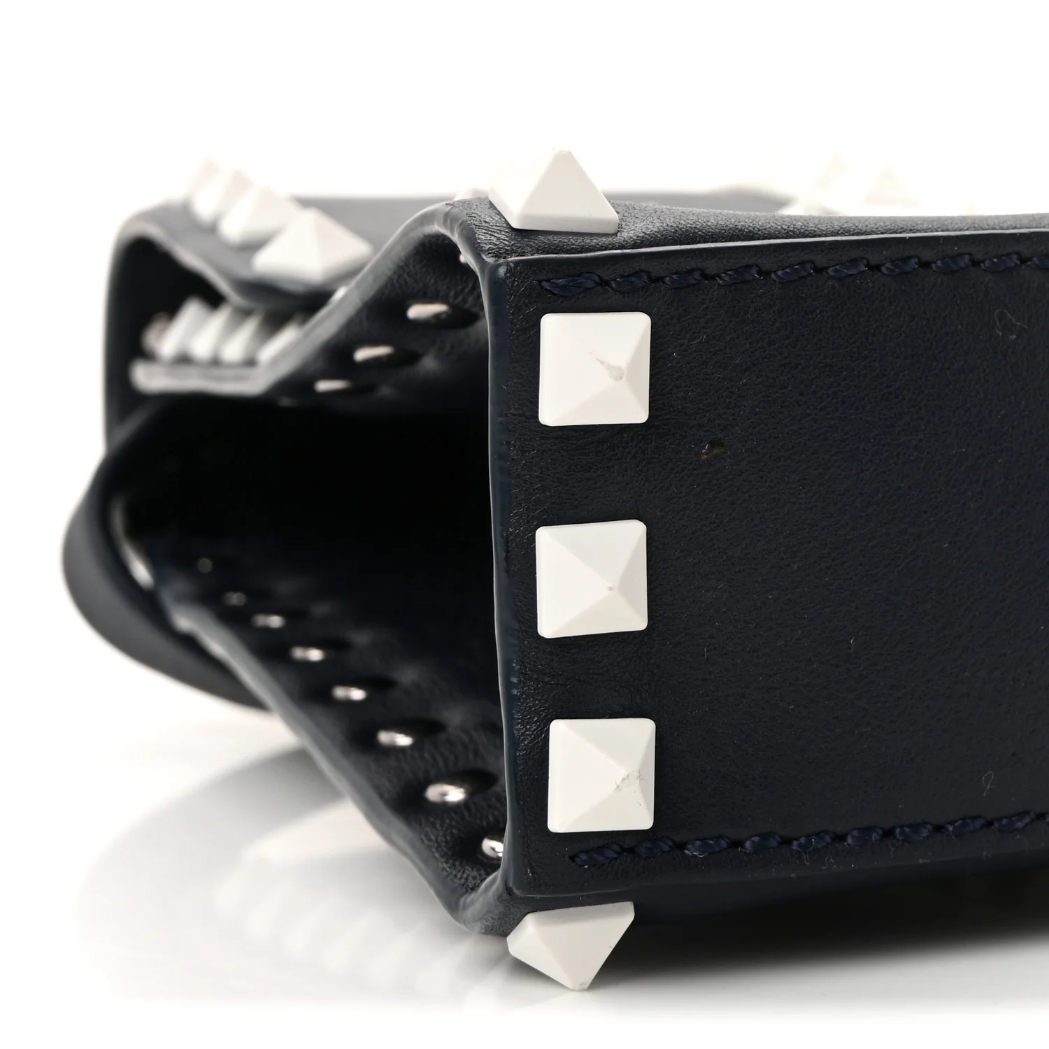 Vitello Colorblock Medium Free Rockstud Flip Lock Crossbody Bag Marine White - Image 8