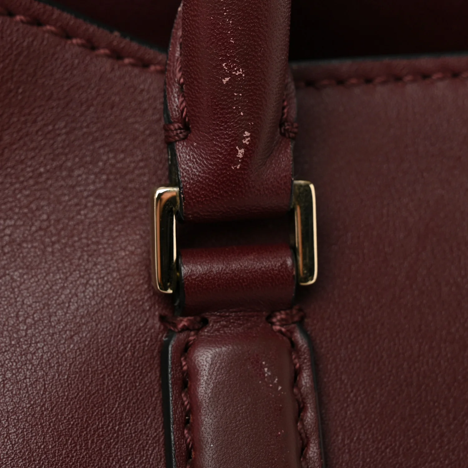 Vitello Rockstud Double Handle Tote Rubin - Image 11