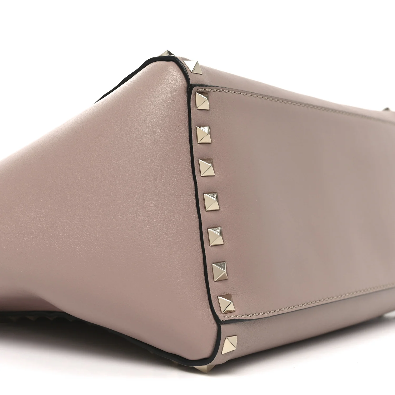 Vitello Small Rockstud Double Handle Tote Poudre - Image 8
