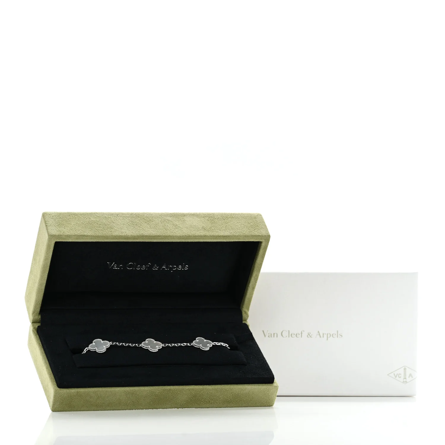18K White Gold Mother of Pearl 5 Motifs Vintage Alhambra Bracelet - Image 5