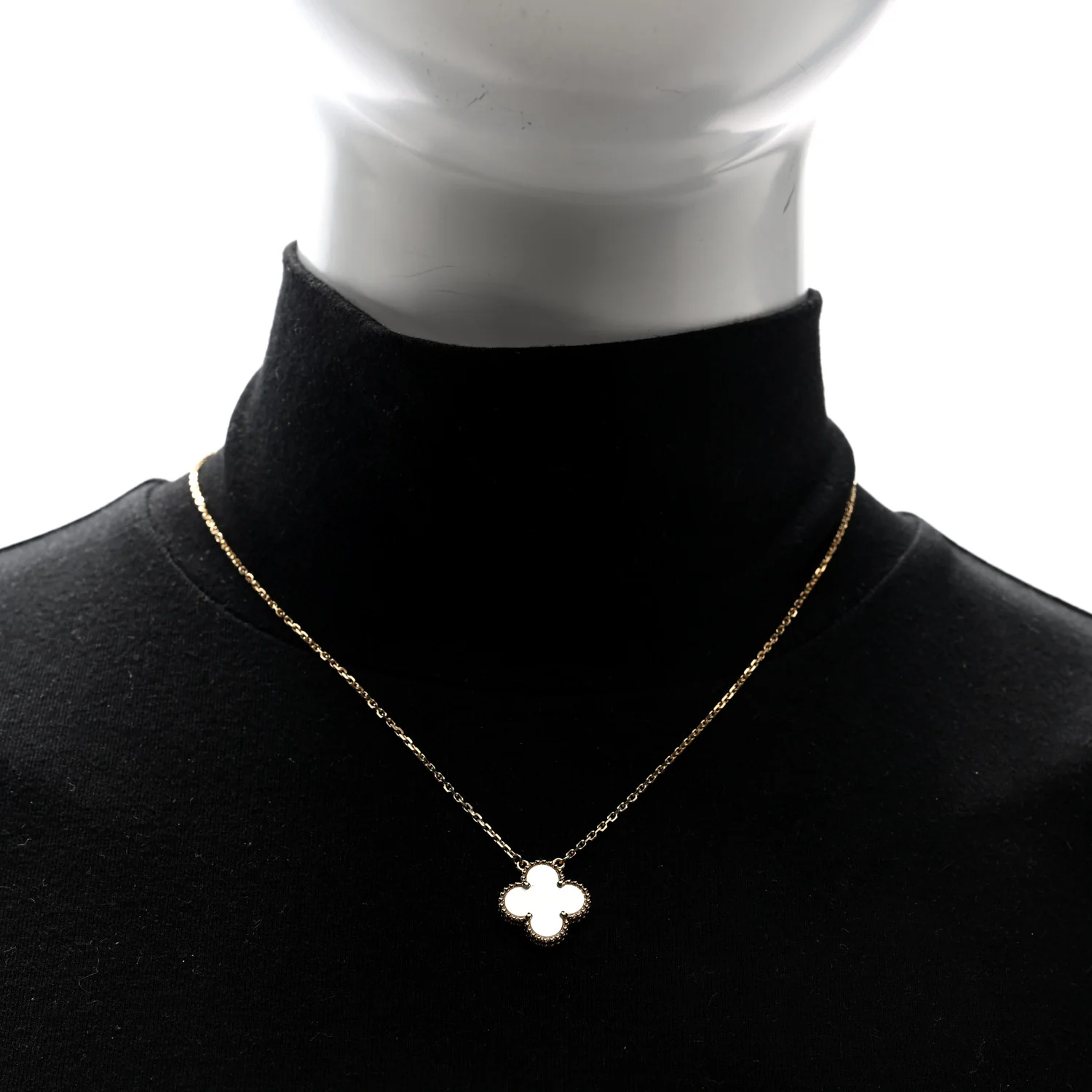 18K Yellow Gold Mother of Pearl Vintage Alhambra Pendant Necklace - Image 2