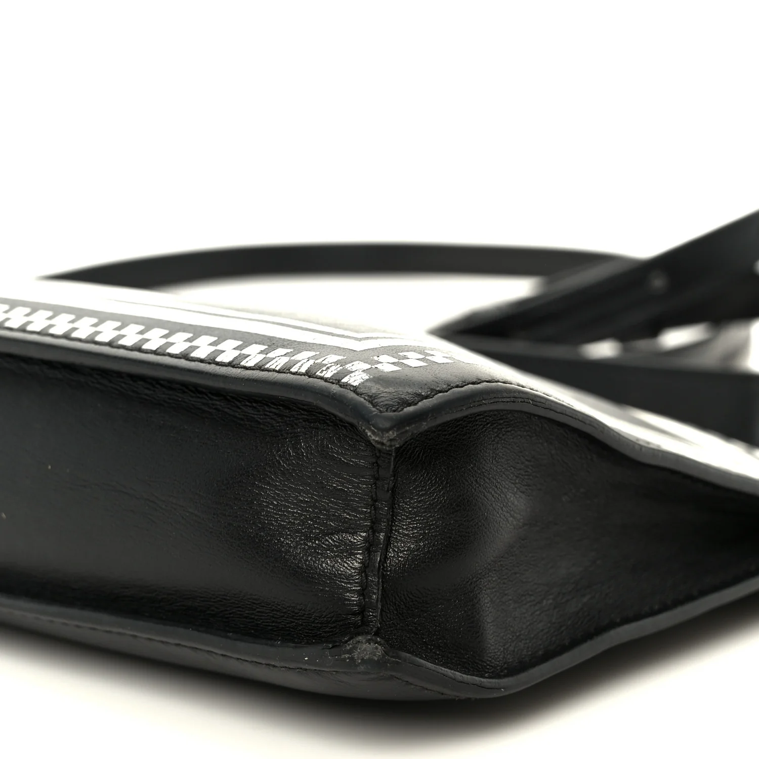Calfskin 90s Logo Pouch Black - Image 10